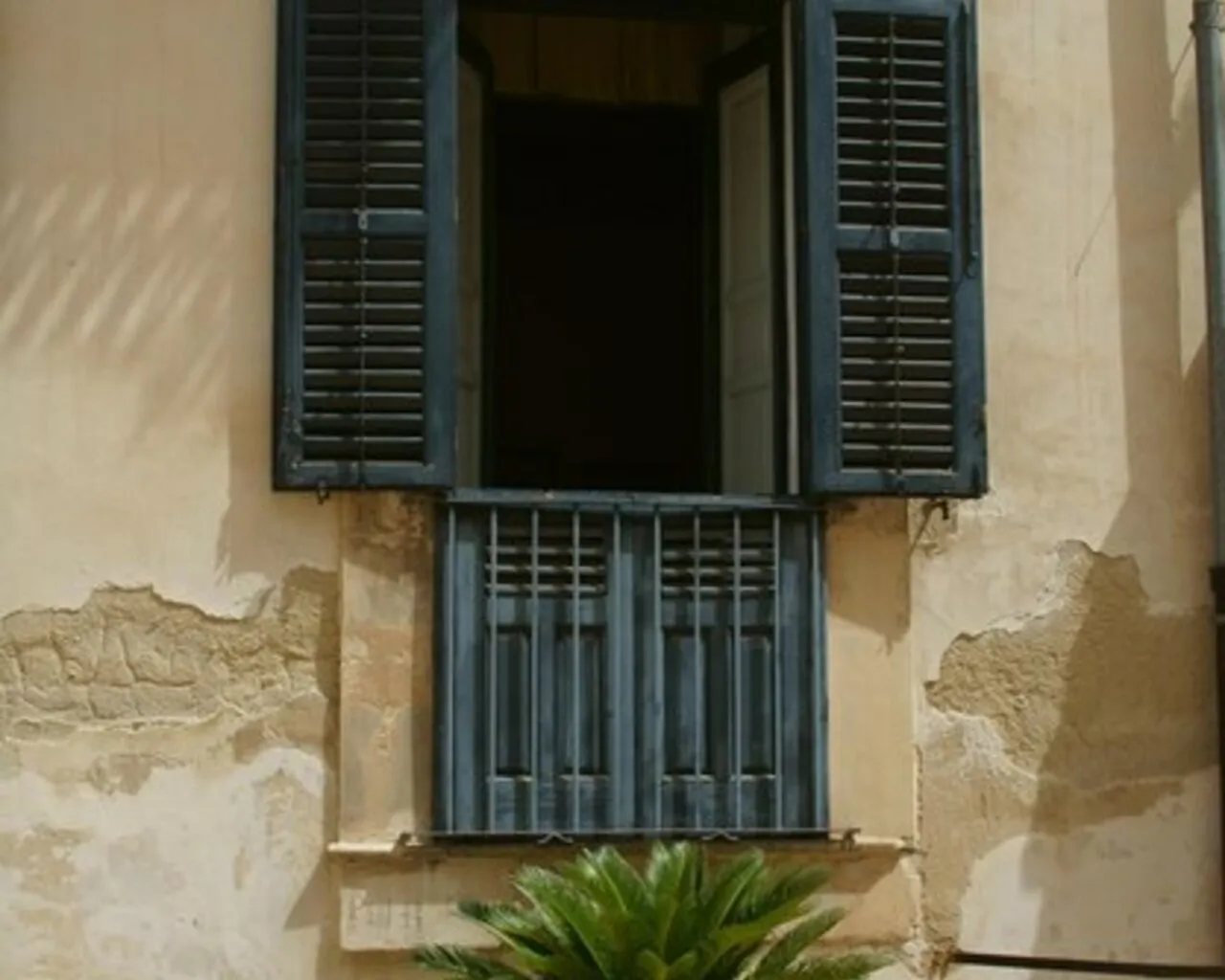 Impact of Urban Planning and Highrise Buildings on the Cost of Apartments in Malta