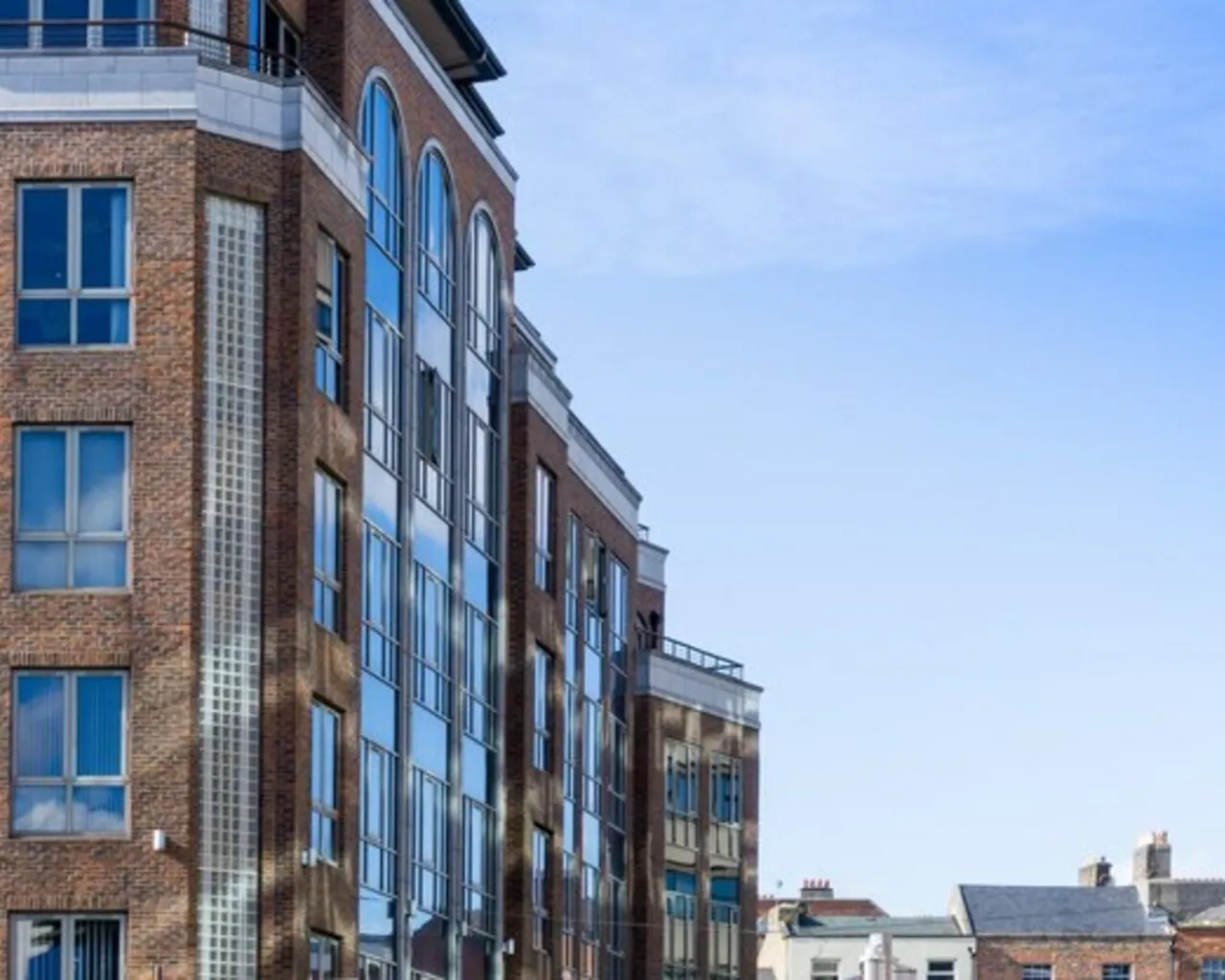 The impact of political changes in the UK at the 2024 elections on the apartment market