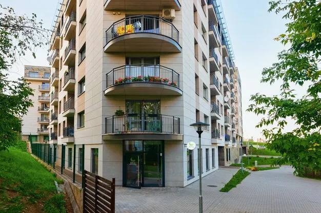 Какво да внимавате като чужденец, когато купувате имот в България