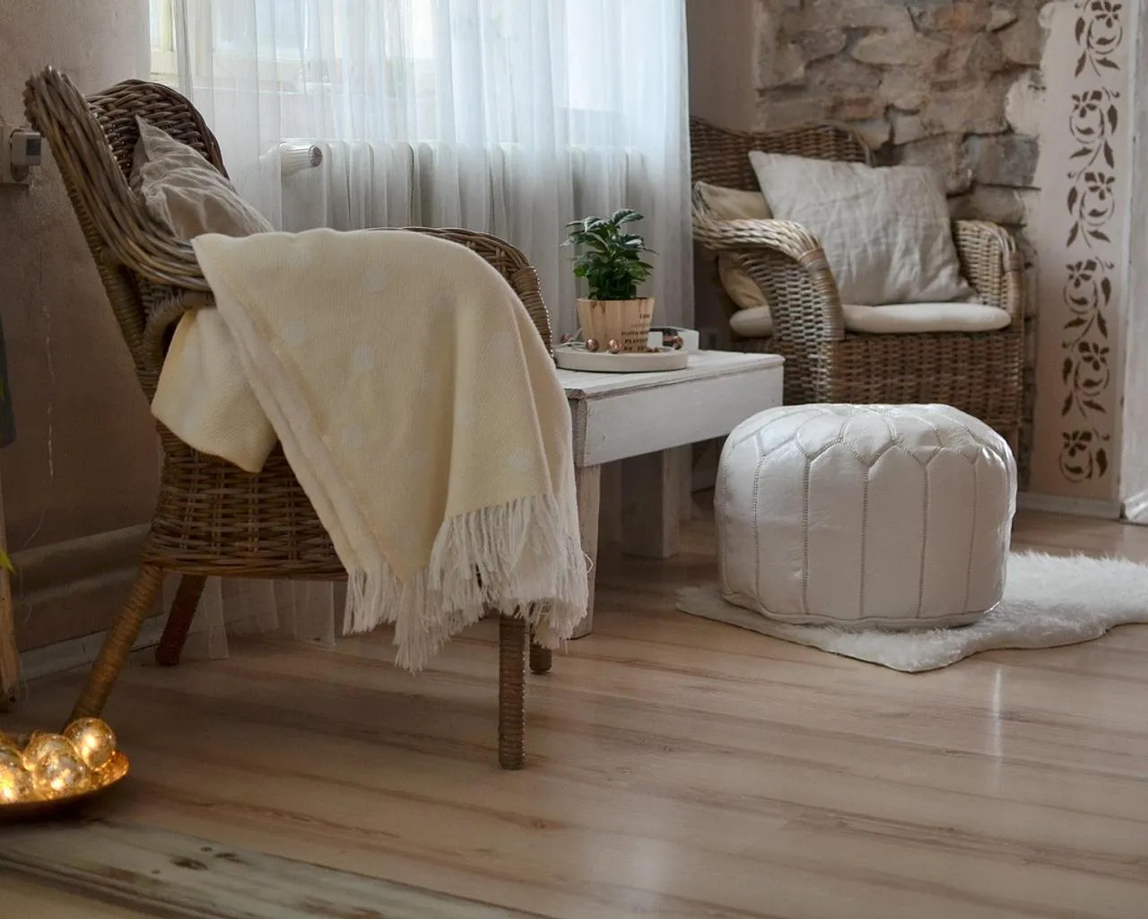 Skandinávské lidové přikrývky Hygge letos na podzim prohřejí váš byt