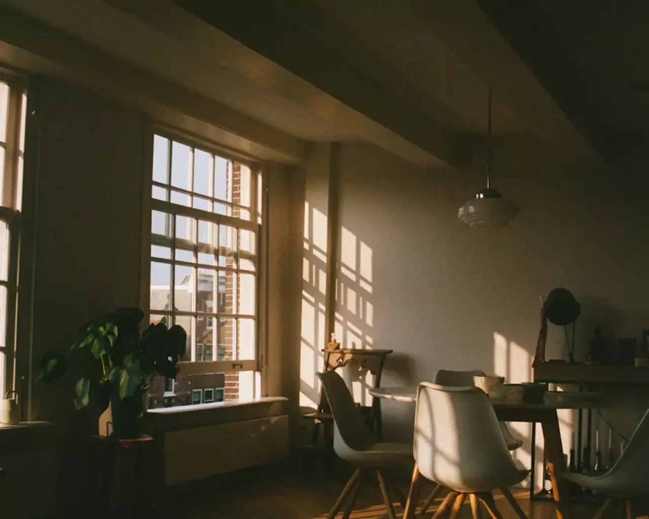 De Vastgoedmarkt in Amsterdam: Appartementen en de Impact van Toerisme