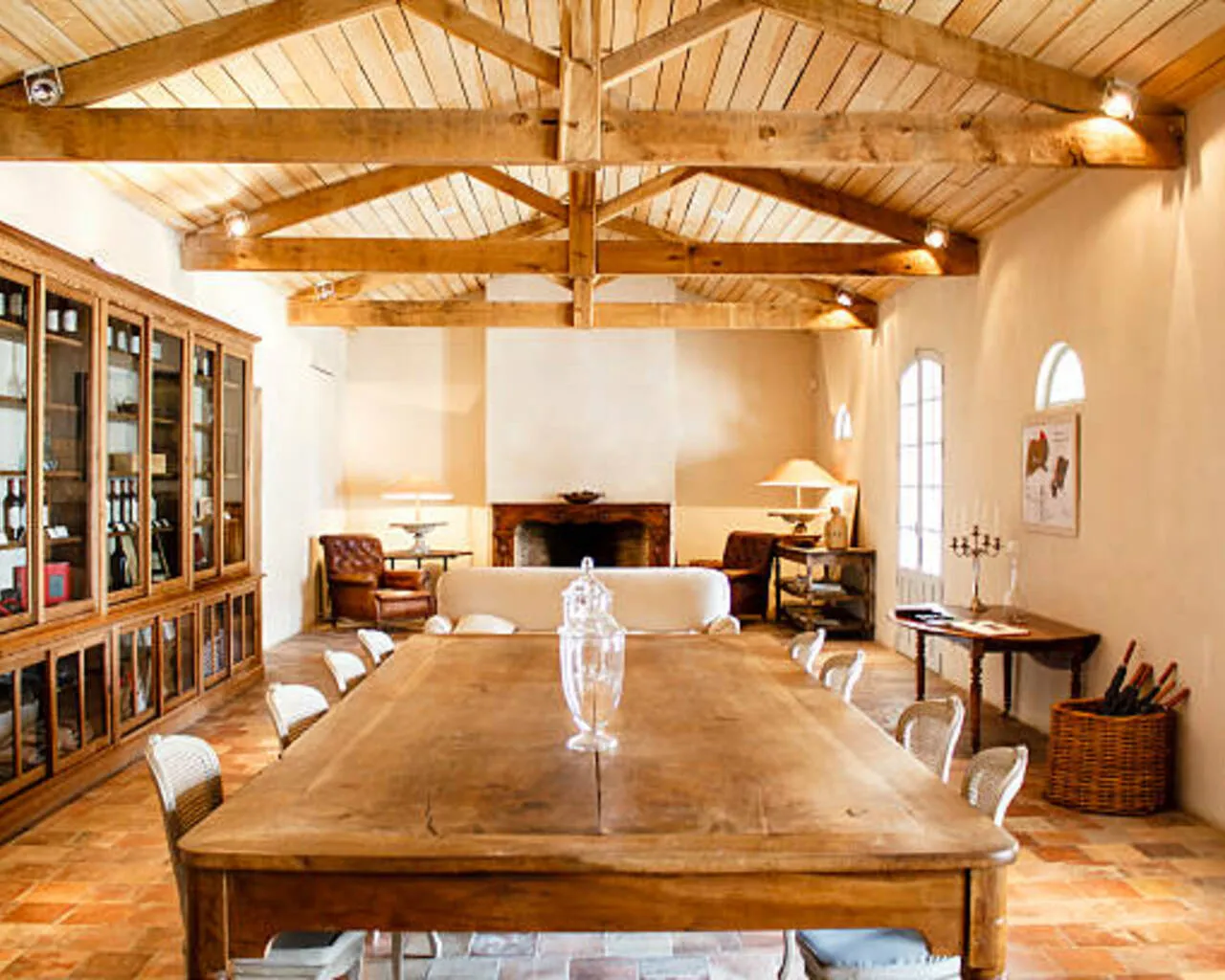 Différences entre la Location et la Vente d'Appartements dans le Nord et le Sud de la France